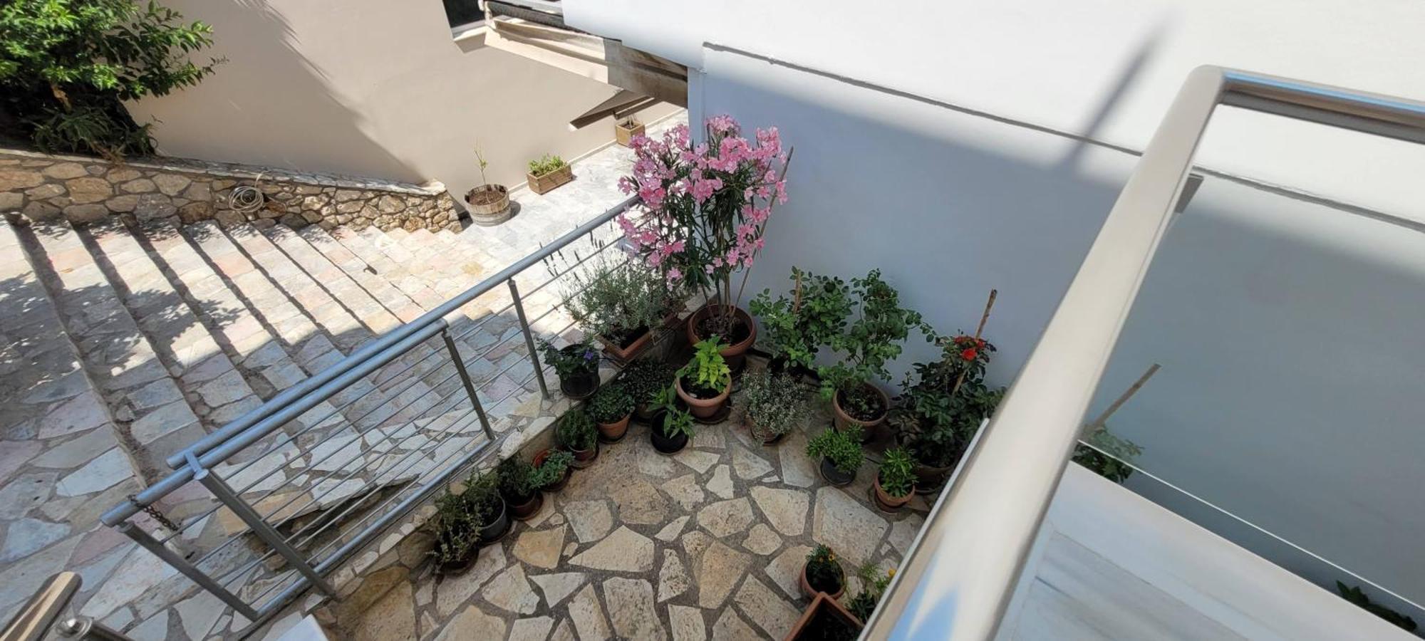 Family Apartment 데르베니 외부 사진