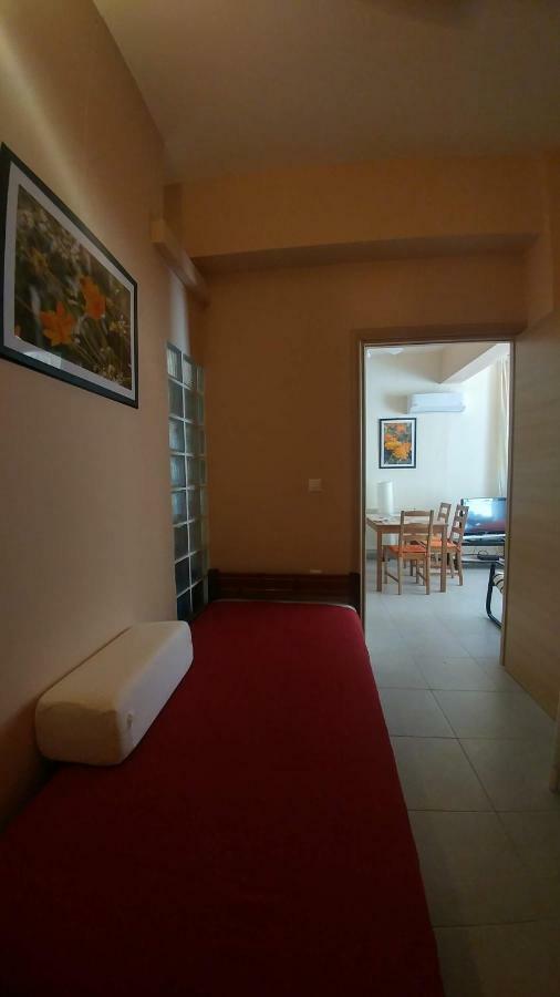 Family Apartment 데르베니 외부 사진